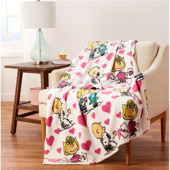 Valentine Day Print, Super Soft Cozy Lightweight Plush 46" x 60", Peanuts Snoop - Picture 1 of 7